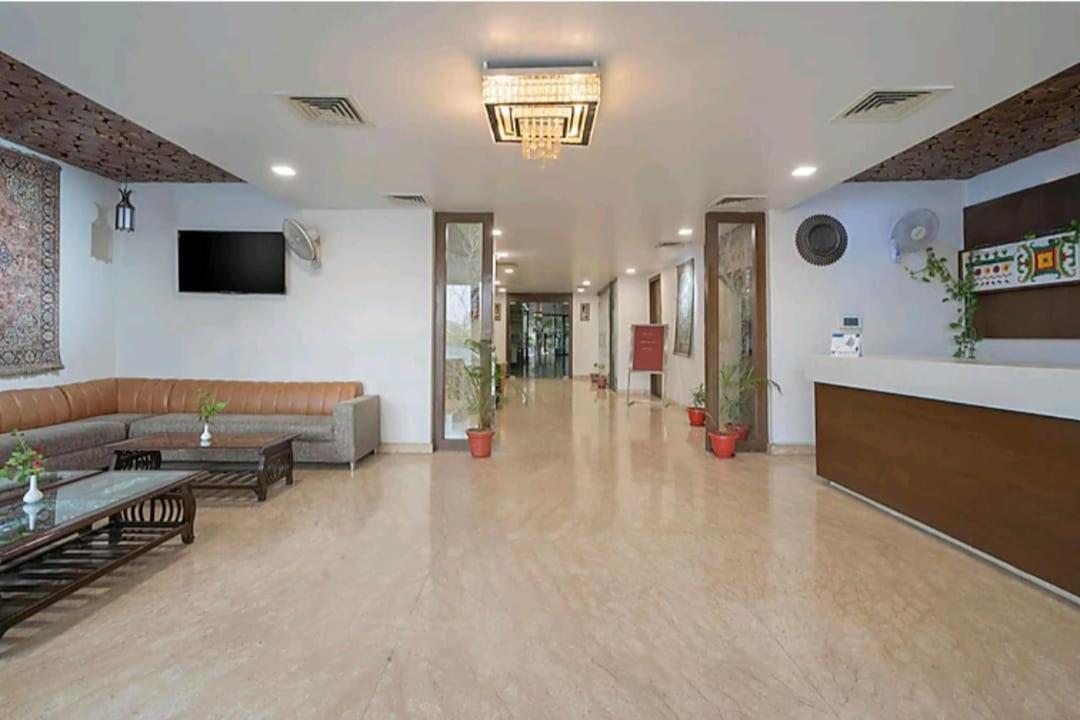 Hotel Agra Grande By Goyal Hoteliers Kültér fotó