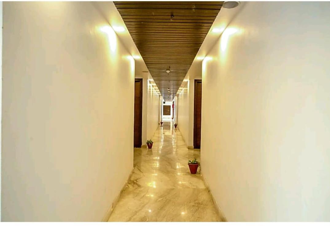 Hotel Agra Grande By Goyal Hoteliers Kültér fotó