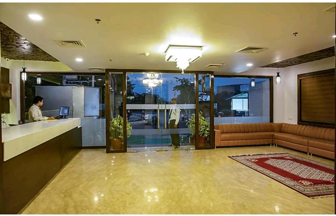 Hotel Agra Grande By Goyal Hoteliers Kültér fotó