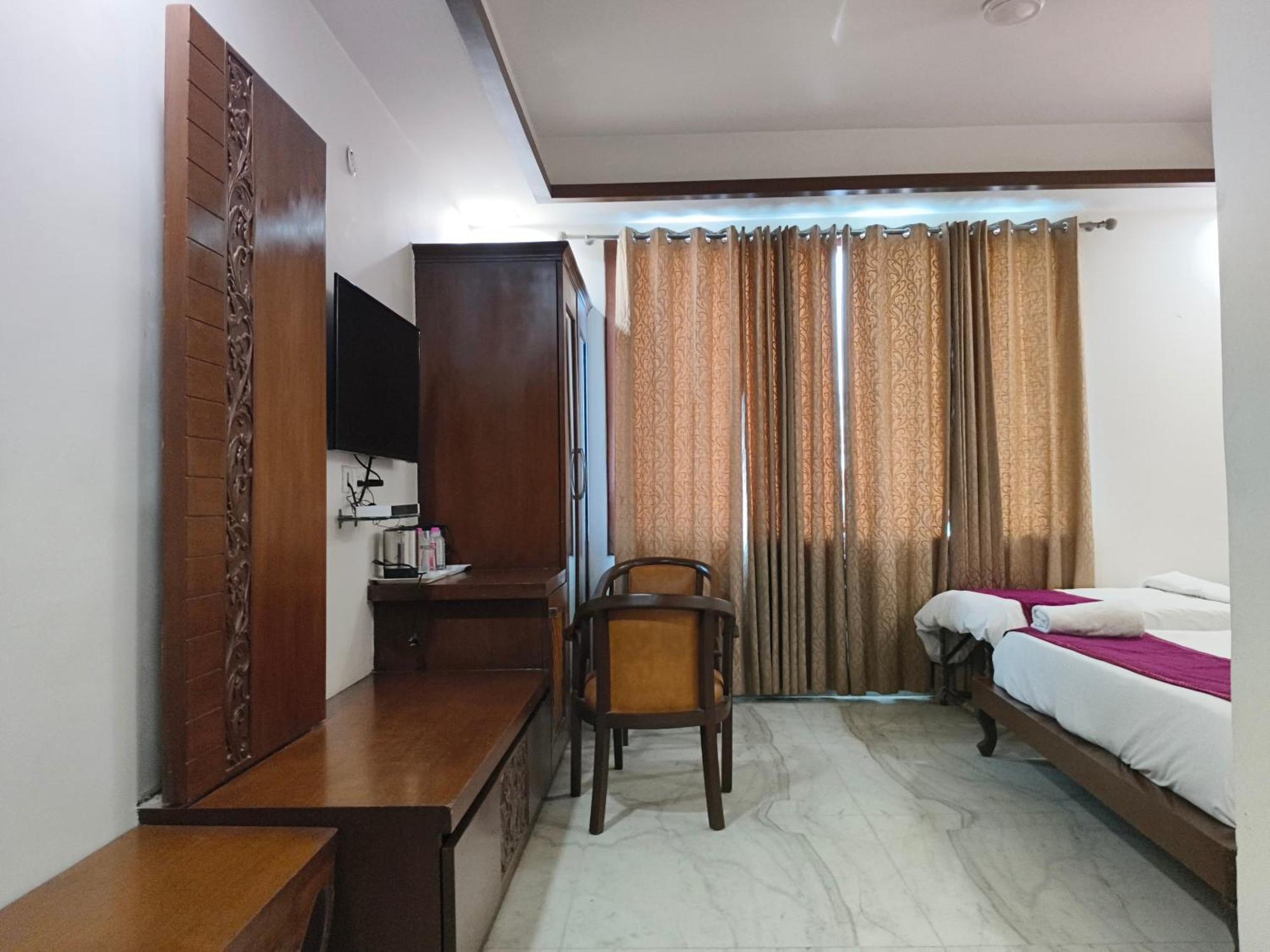 Hotel Agra Grande By Goyal Hoteliers Kültér fotó
