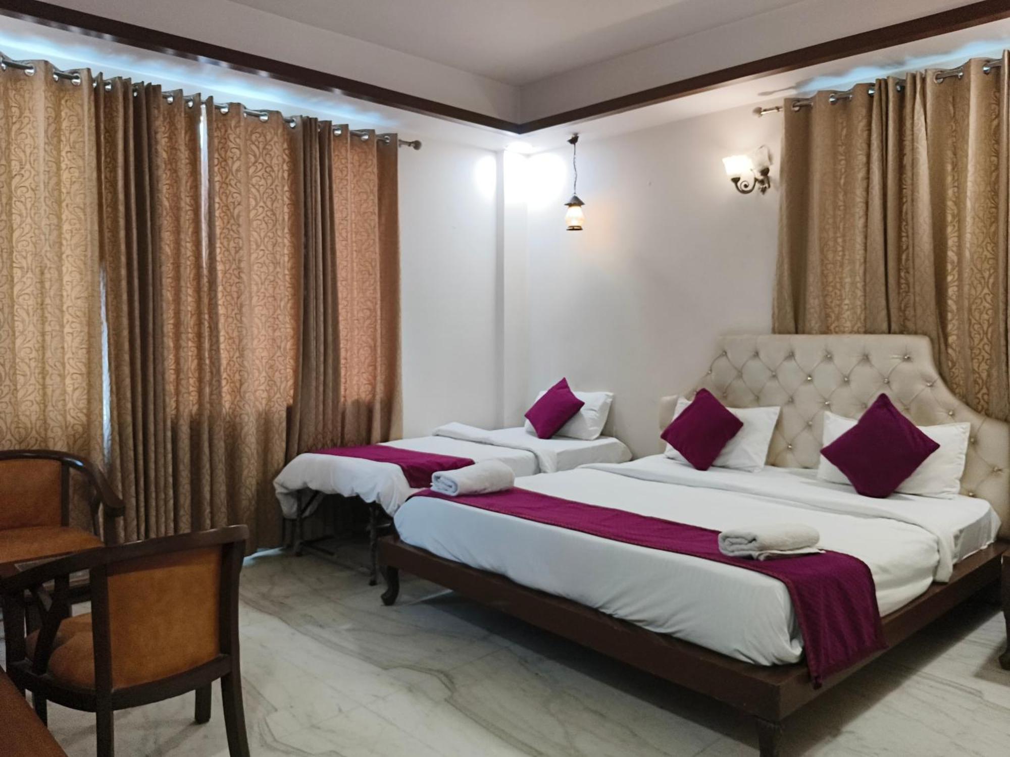 Hotel Agra Grande By Goyal Hoteliers Kültér fotó